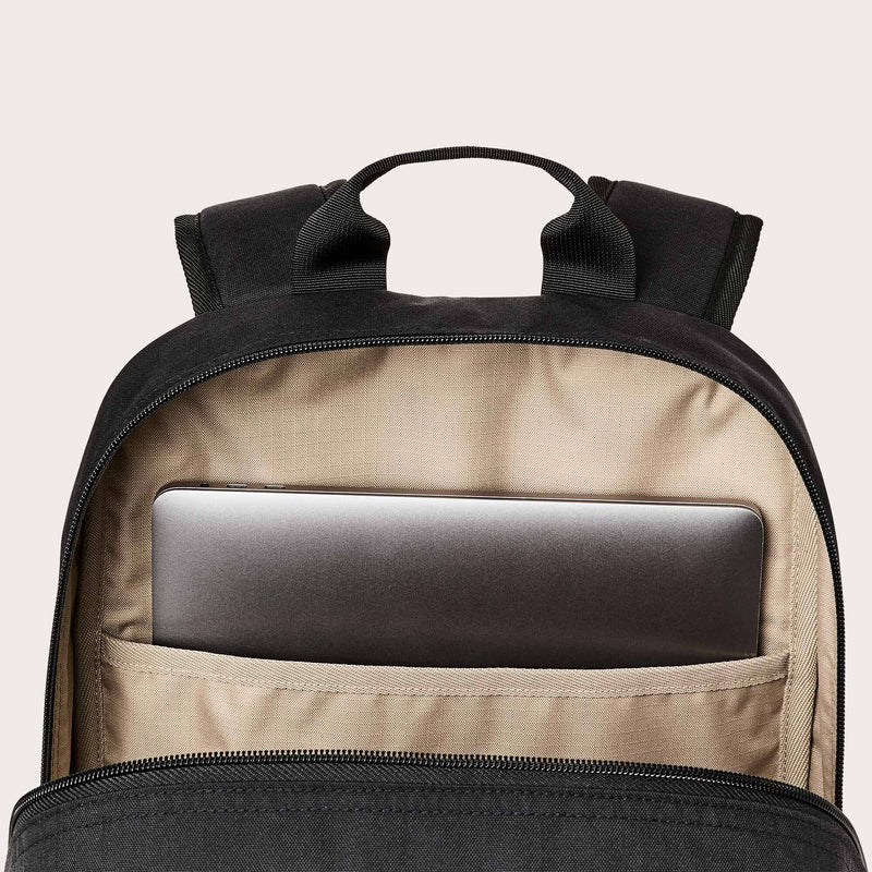 Surveyor 25l backpack par Filson | Black (Black)
