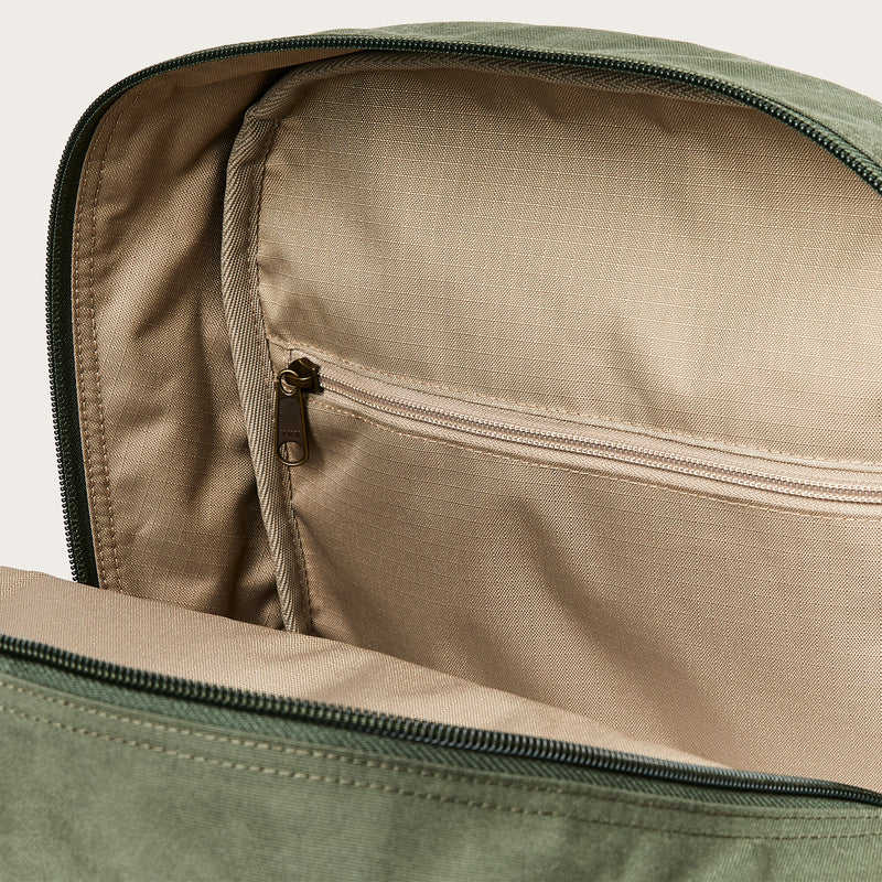 Surveyor 36l backpack par Filson | Service green (Green)