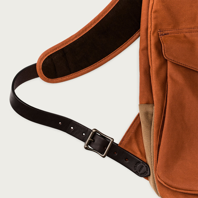 Journeyman backpack di Filson | Rust (Red)