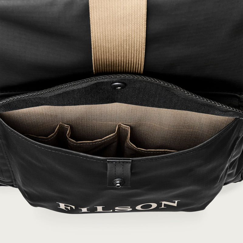 All-weather backpack par Filson | Black / covert (Black)