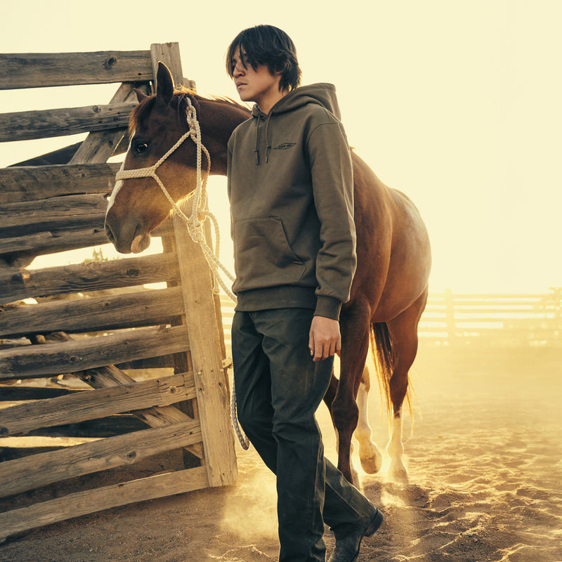 Prospector embroidered hoodie par Filson | Dark tan diamon (Brown)