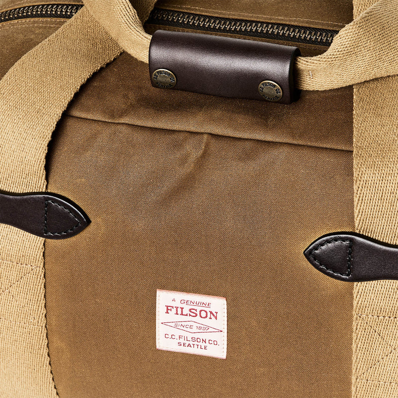 Tin cloth small duffle bag di Filson | Dark tan (Brown)