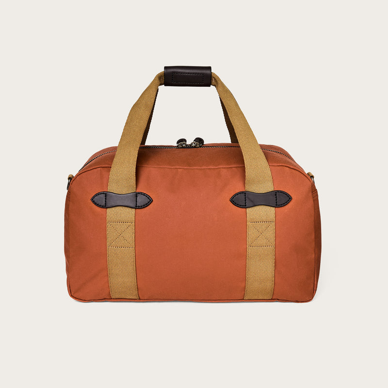 Tin cloth small duffle bag par Filson | Rust (Red)