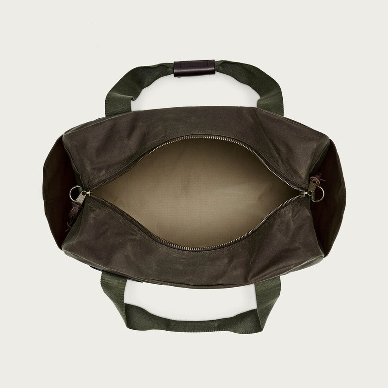 Tin cloth medium duffle bag par Filson | Otter green (Green)