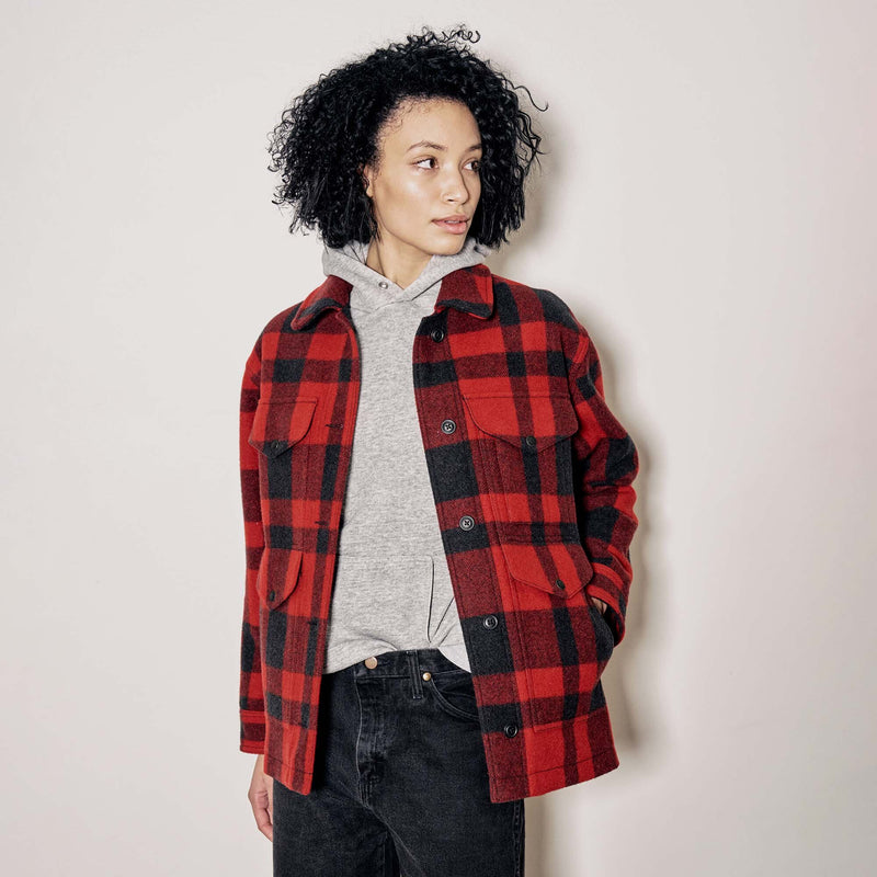 Women's mackinaw wool cruiser jacket par Filson | Redblack plaid (Red)