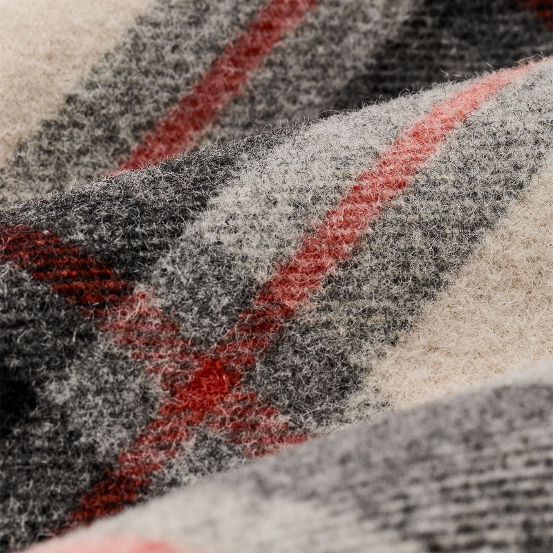 Women’s mackinaw wool shearling cruiser jacket di Filson | Cream / red / black (Multicolor)