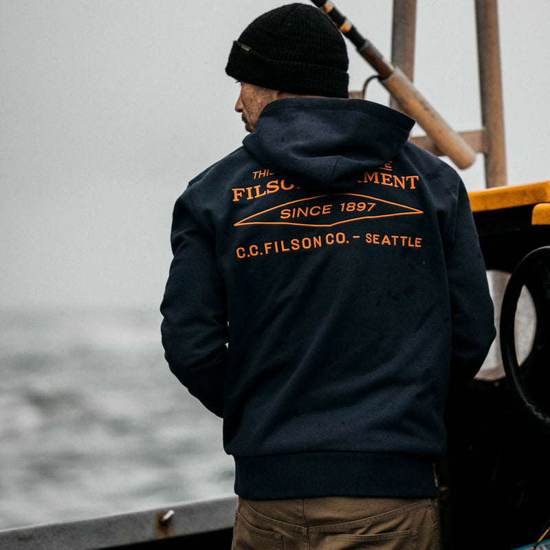 Prospector embroidered hoodie par Filson | Navy / blaze diamond (Blue)