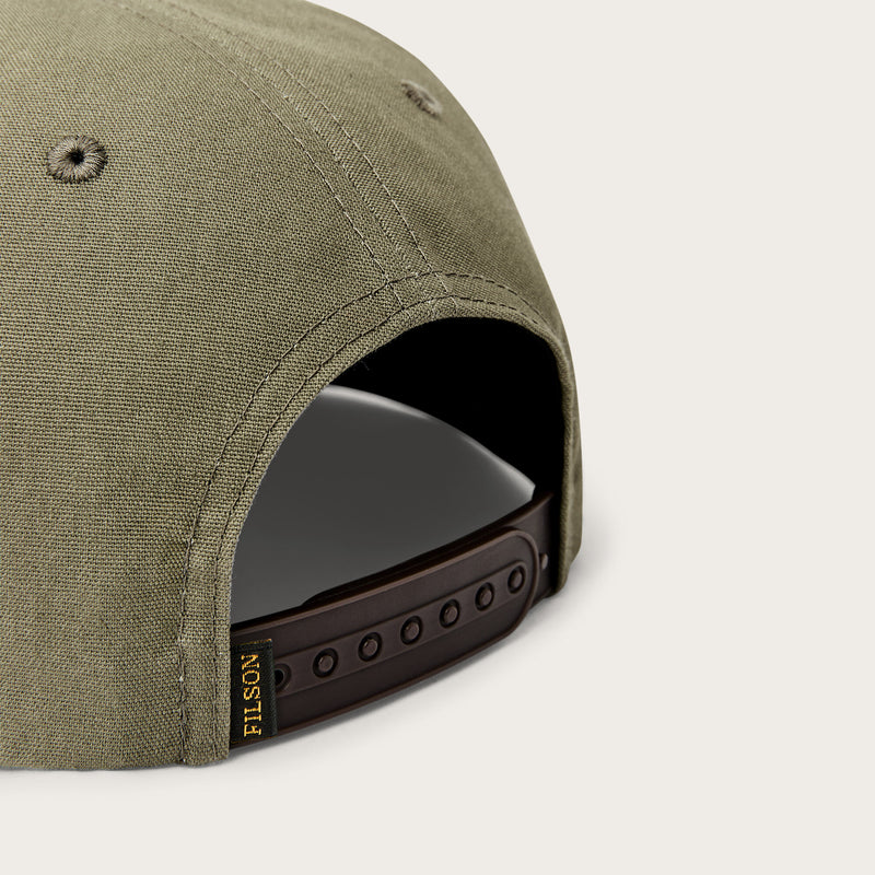 Stencil trucker cap von Filson | Olive (Green)