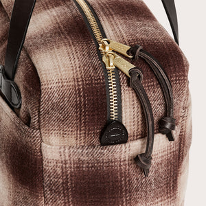 Mackinaw wool zipper tote bag di Filson | Brown/ tan ombre (Brown)