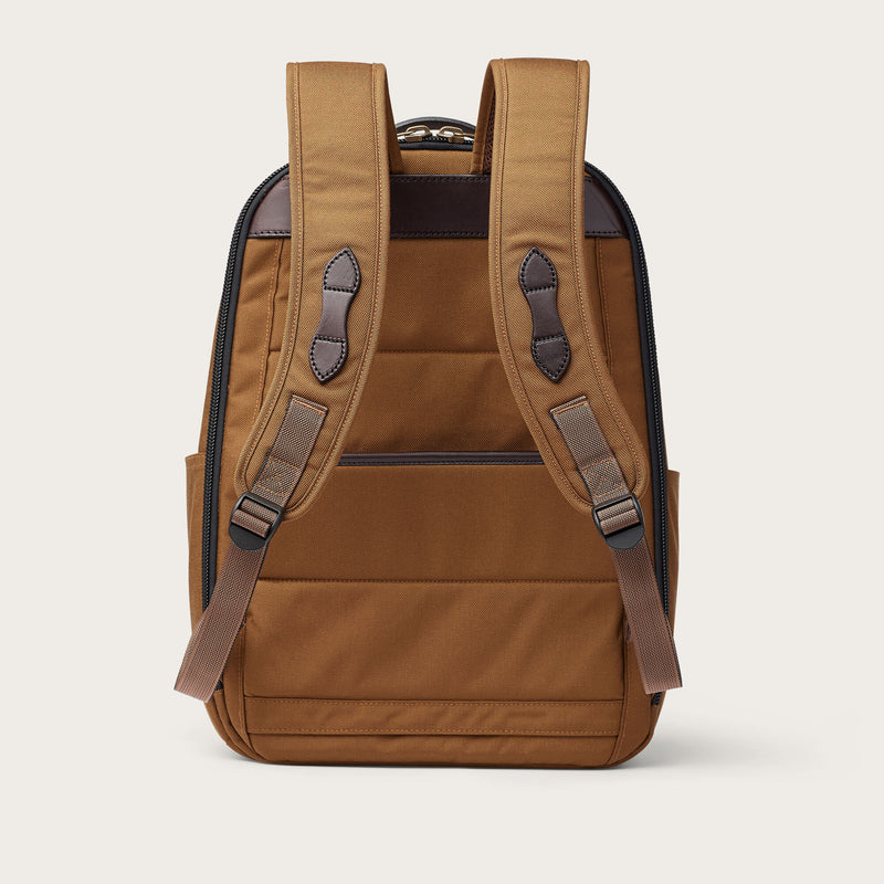 Dryden backpack von Filson | Whiskey (Beige)