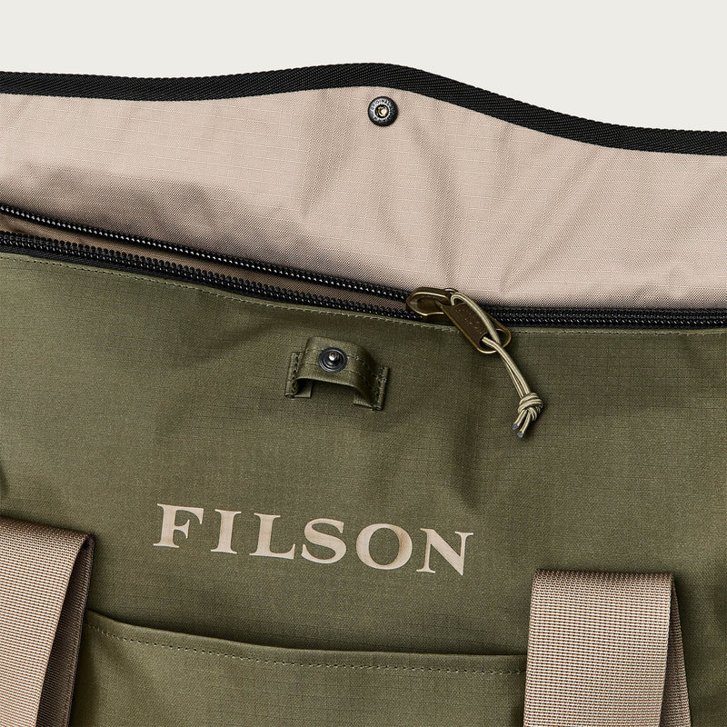 Scout tote bag di Filson | Olive / black / cove (Green)