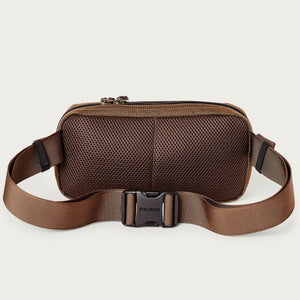 Dryden crossbody bag von Filson | Whiskey (Brown)