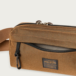 Dryden crossbody bag von Filson | Whiskey (Brown)