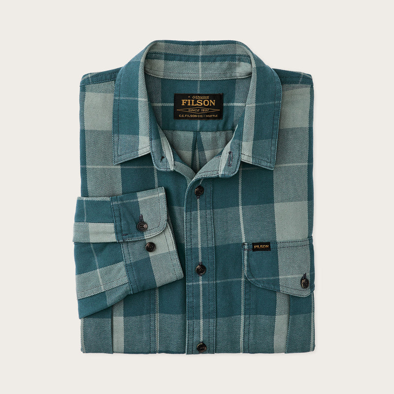 Vintage wash alaskan guide shirt by Filson | Jasper / dark teal p (Blue)