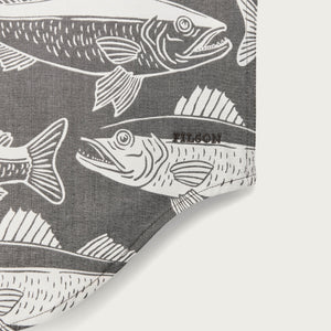 Twin lakes short sleeve sport shirt by Filson | Beluga / print (Gray)