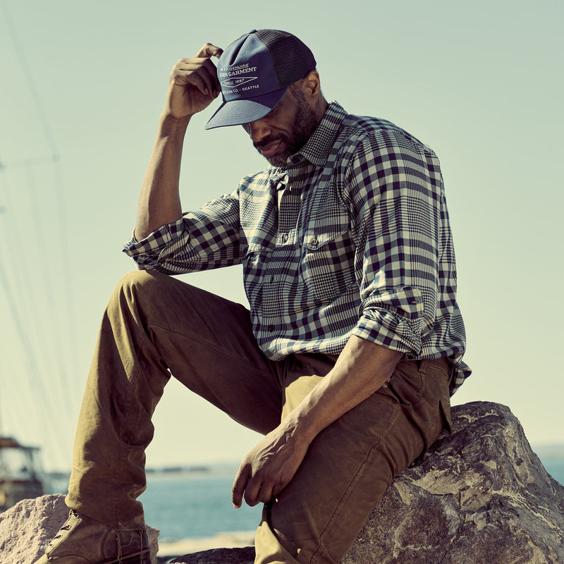 Lightweight alaskan guide shirt von Filson | Indigo multi plaid (Blue)