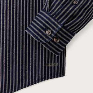 Lightweight alaskan guide shirt von Filson | Indigo / ticking stripe (Blue)