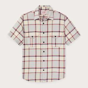 Short sleeve lightweight alaskan guide shirt von Filson | Light blue / tan plaid (Multicolor)
