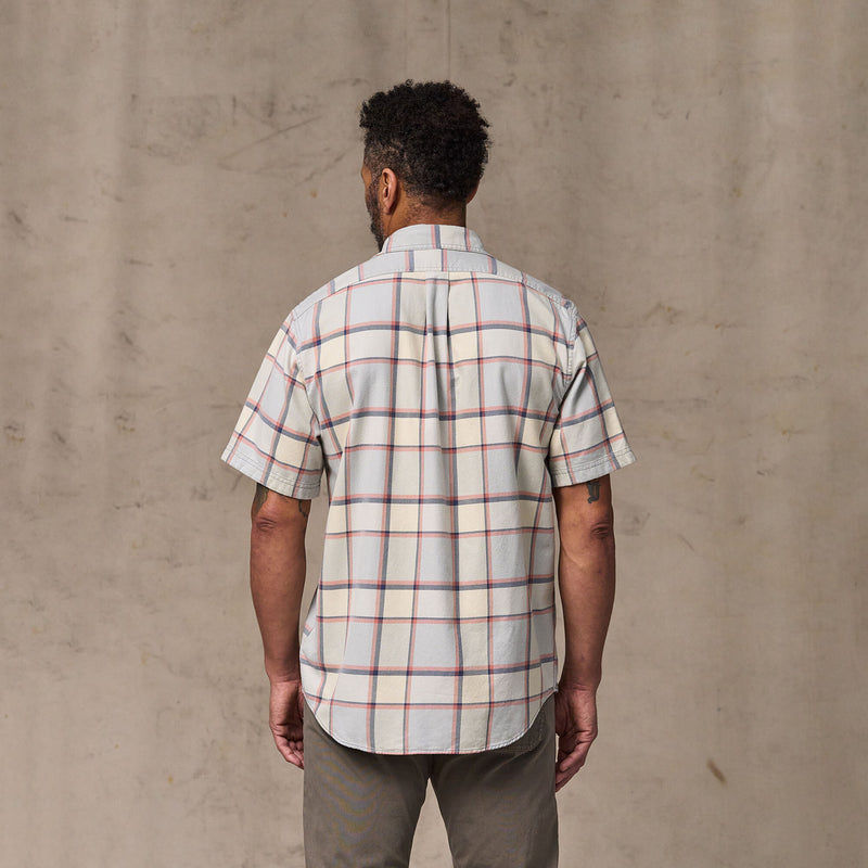 Short sleeve lightweight alaskan guide shirt von Filson | Light blue / tan plaid (Multicolor)