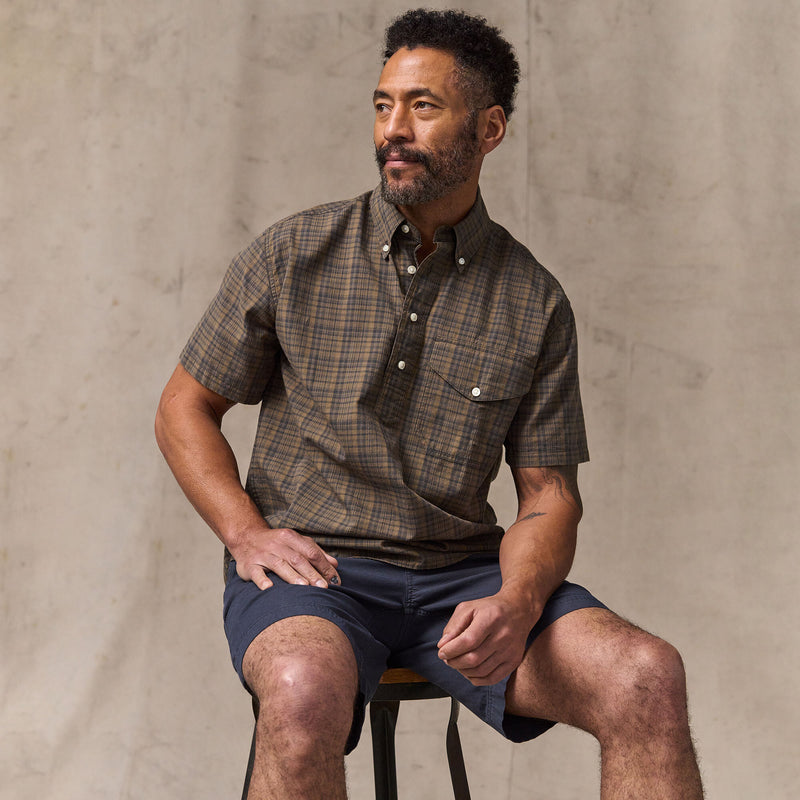Short sleeve madras popover shirt von Filson | Brown / olive plaid (Brown)