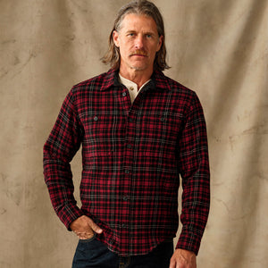 8-oz. wool guide shirt von Filson | Wine / black plaid (Red)