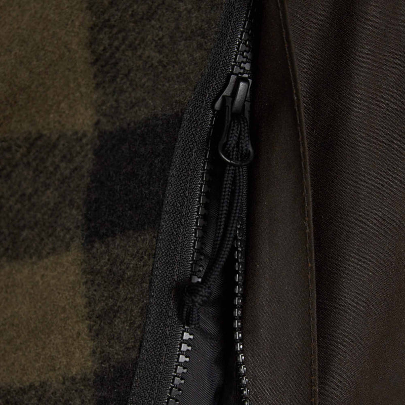 Mackinaw wool hunting jacket di Filson | Otter green / black heritage plaid x (Green)