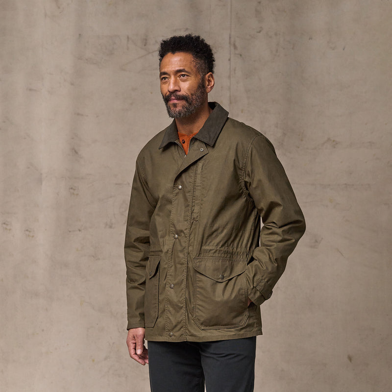 Dry wax mile marker coat von Filson | Burnt olive (Green)