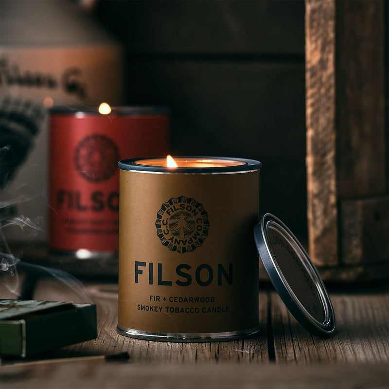 Filson candle di Filson | Golden tan (Beige)