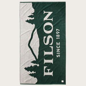 Scenic filson towel von Filson | Spruce (Green)