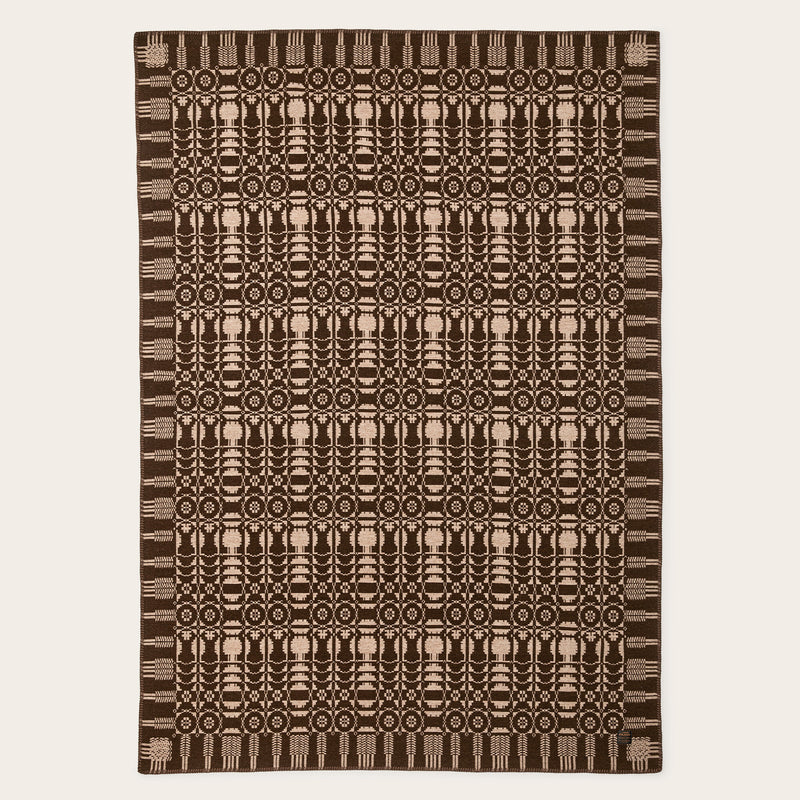 Jacquard wool-blend blanket von Filson | Port (Brown)
