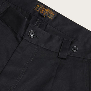 Plissierte arbeits-chinohose von Filson | Black (Black)