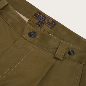 Plissierte arbeits-chinohose von Filson | Otter green (Green)