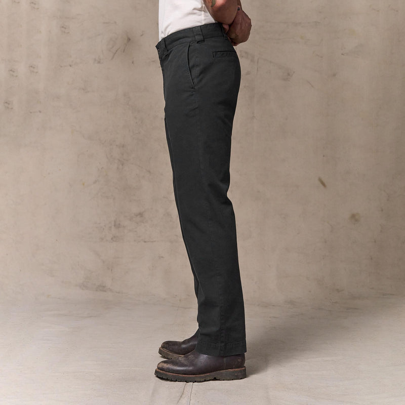 Granite mountain flat front pants von Filson | Washed faded black (Black)