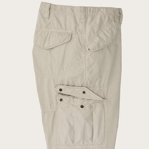 Tropical poplin cargo pants von Filson | Dried sage (White)