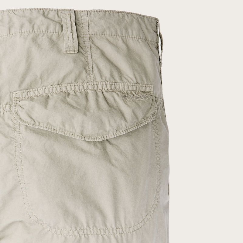 Tropical poplin cargo pants von Filson | Dried sage (White)