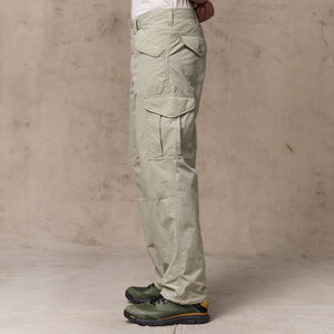 Tropical poplin cargo pants von Filson | Dried sage (White)