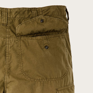 Tropical poplin cargo shorts von Filson | Military olive (Green)