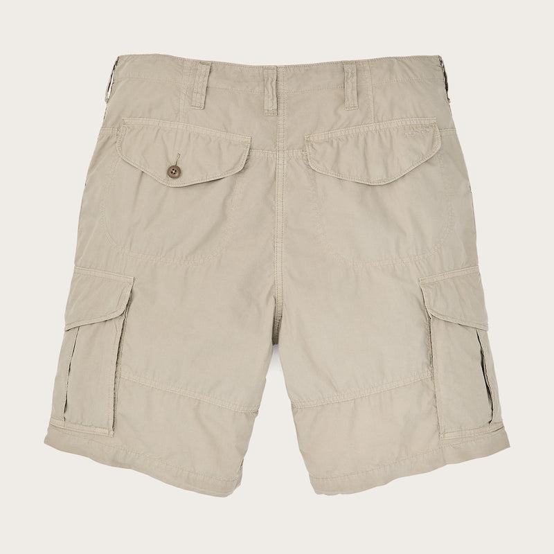 Tropical poplin cargo shorts von Filson | Dried sage (White)