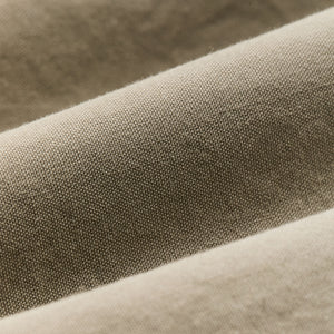 Tropical poplin cargo shorts von Filson | Dried sage (White)