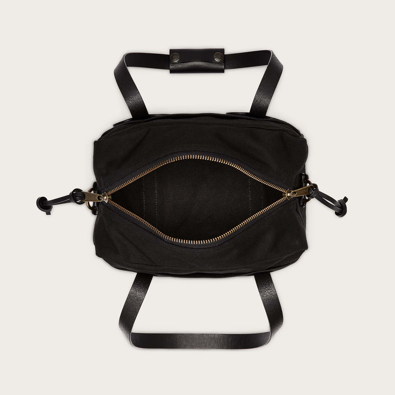 Xs compact duffle bag von Filson | Black (Black)