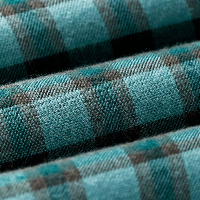 Chemise femme ourlet froncé par Filson | Blue / navy plaid (Blue)