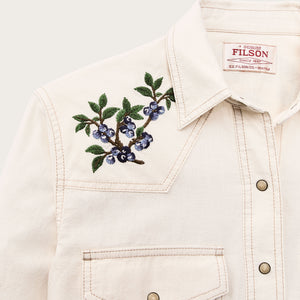 Women's embroidered western shirt by Filson | Natural seed (White)