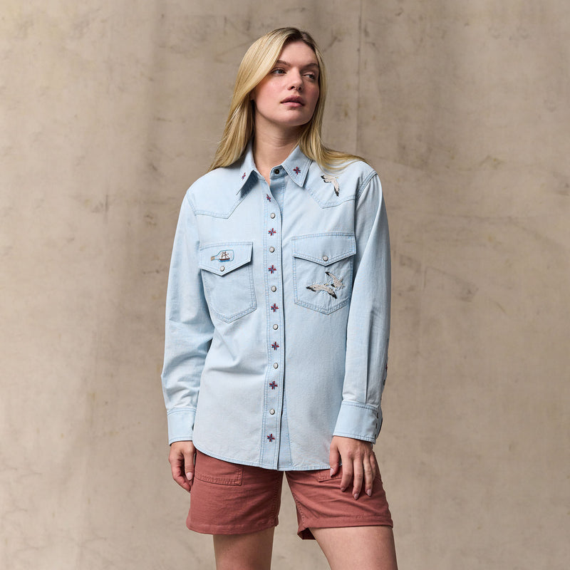 Women's embroidered western shirt von Filson | Light indigo (Blue)