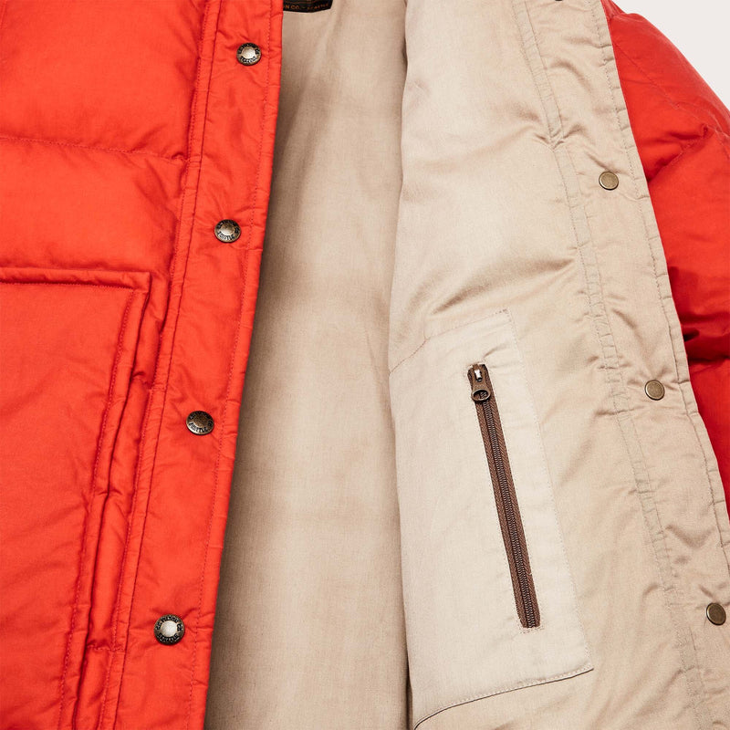 Women's waxed down barn coat von Filson | Campfire (Orange)