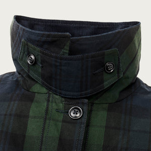 Women's dry waxed long cruiser di Filson | Black/ green plaid (Multicolor)