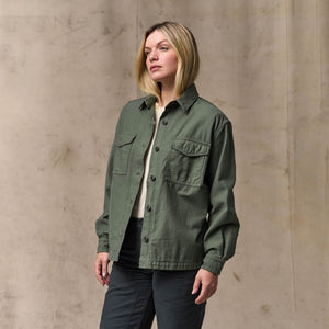 Women's reverse sateen jac-shirt von Filson | Service green (Green)