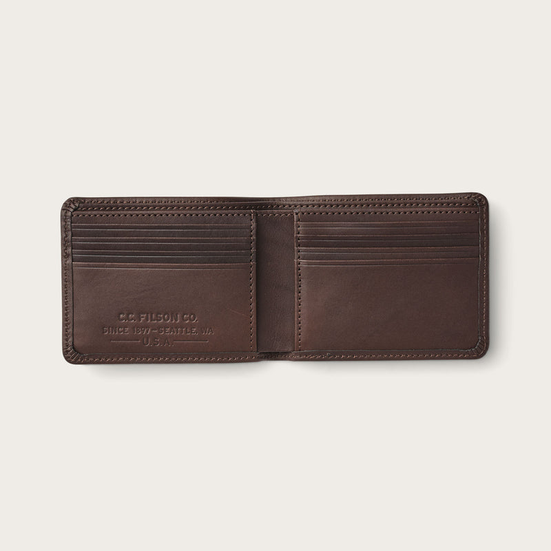 Rugged twill outfitter wallet von Filson | Otter green (Green)