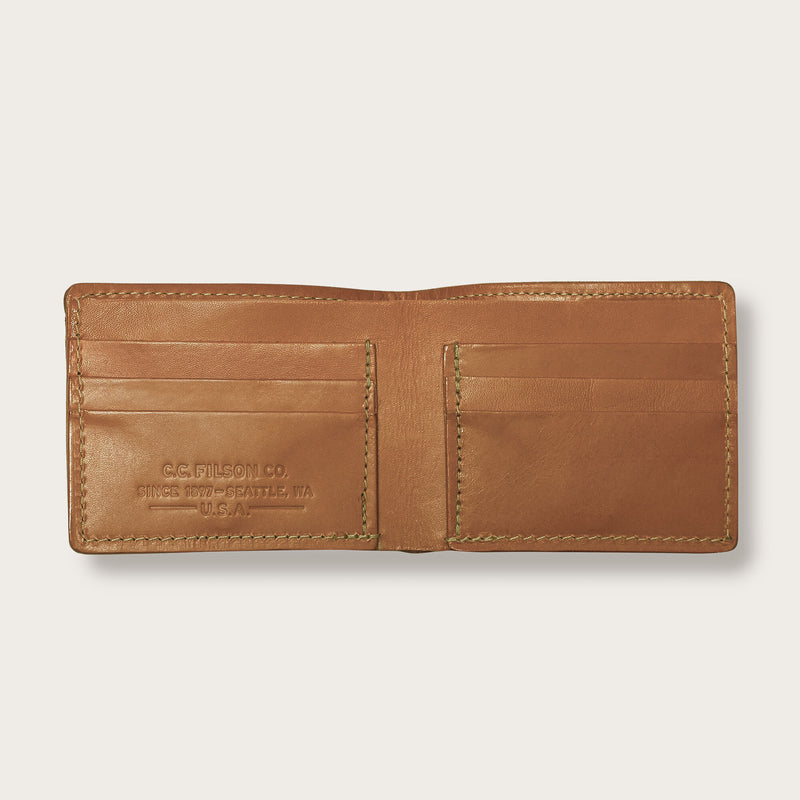 Bridle leather bi-fold wallet von Filson | Tan leather (Beige)