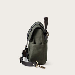 Rugged twill small field bag von Filson | Otter green (Green)