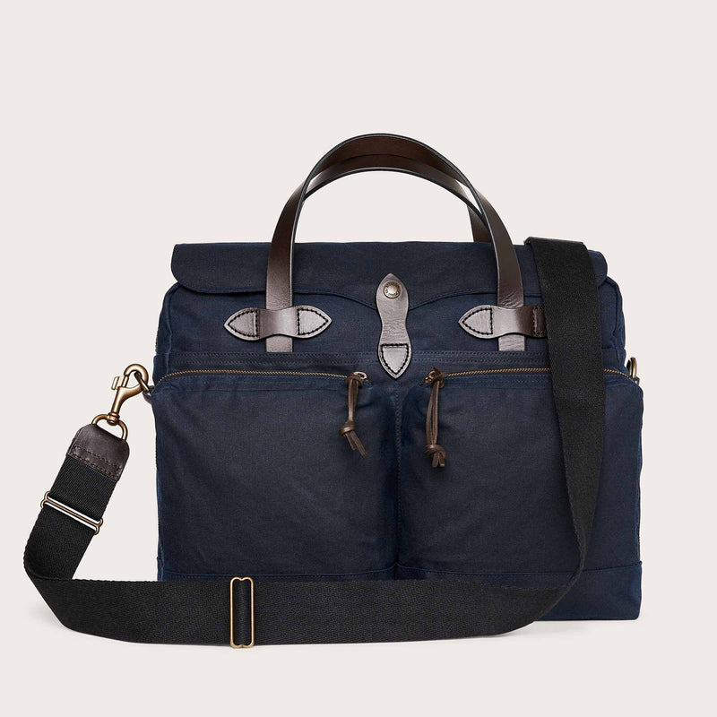 24 hour tin briefcase di Filson | Dark navy (Blue)